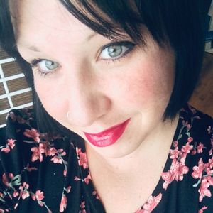 Meet your Posher, Sonia